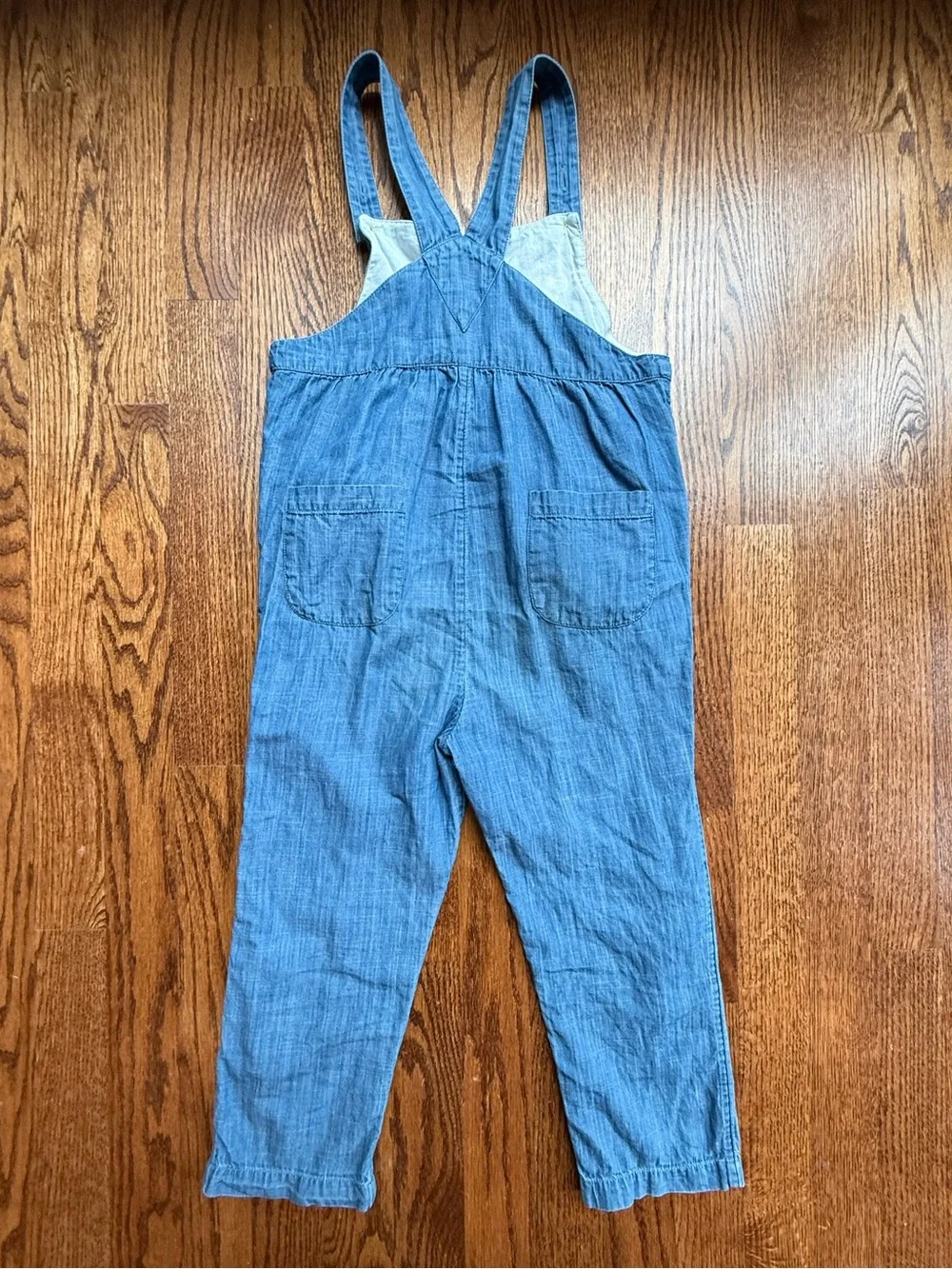 Mini Boden Chambray Daisy Applique Overalls 6-7 Years